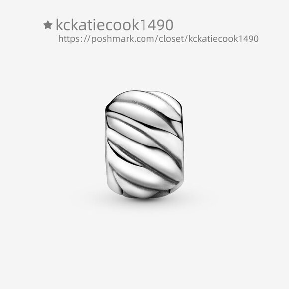 Pandora Polished Feathered Clip Charm - Picture 2 of 5